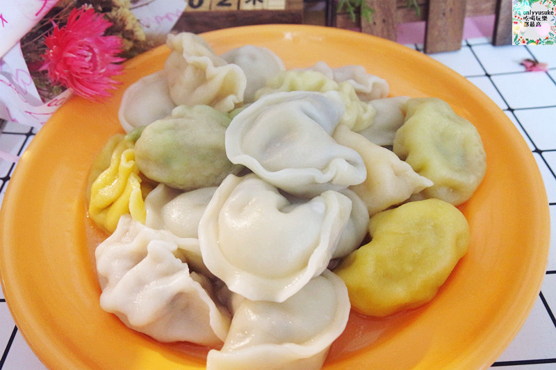 宅配美食【KAWA巧活食品】水餃美味,素食水餃塔香杏鮑菇彈牙上癮