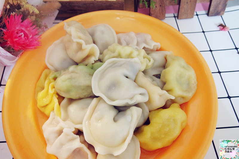 宅配美食【KAWA巧活食品】水餃美味,素食水餃塔香杏鮑菇彈牙上癮