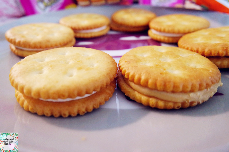 【Julie’s】吃的是懷念的味道,馬來西亞家喻戶曉,酥香茱蒂絲乳酪三明治餅乾