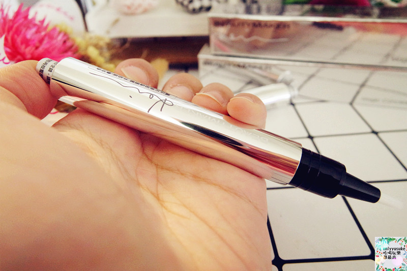 美妝分享【BeautyMaker魔法光亮采遮瑕筆】黑眼圈的救星,淚溝掰掰,一抹即亮