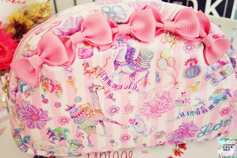 夢幻分享【ECONECO繪子貓】夢幻化妝包,療癒系文具組,極度夢幻代表