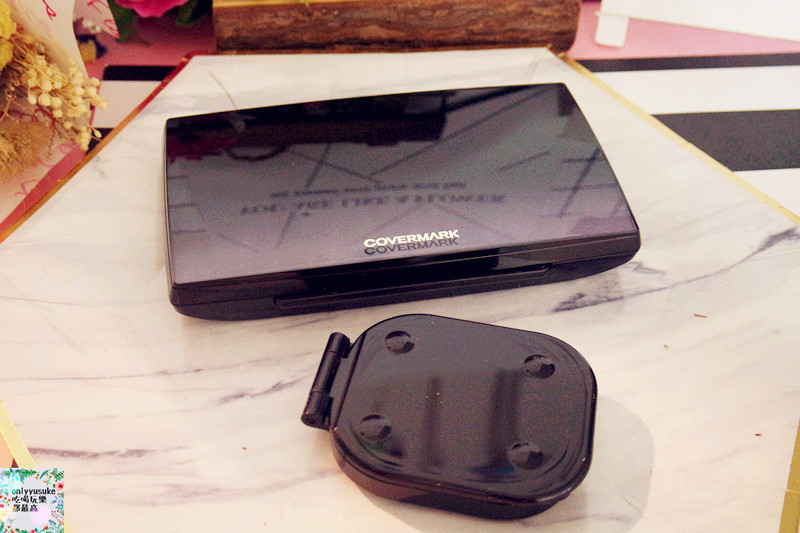 美妝【COVERMARK】新肌感不塗厚也遮瑕-水漾嫩肌鑽石光無瑕粉霜,蜜粉