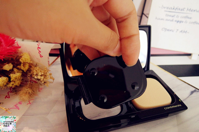 美妝【COVERMARK】新肌感不塗厚也遮瑕-水漾嫩肌鑽石光無瑕粉霜,蜜粉