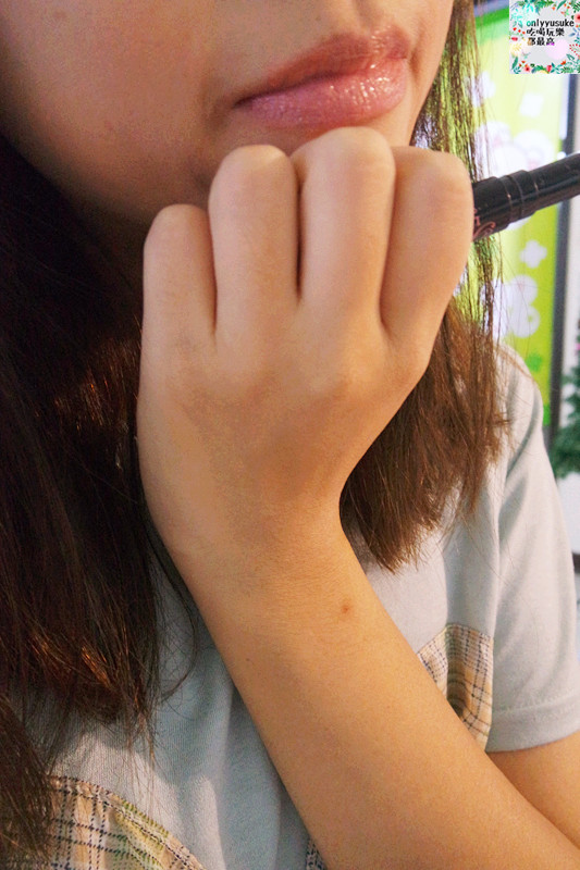 【雪芙蘭膠原蛋白豐潤護唇膏】兒時記憶品牌,護唇膏推薦,水潤ㄉㄨㄞ