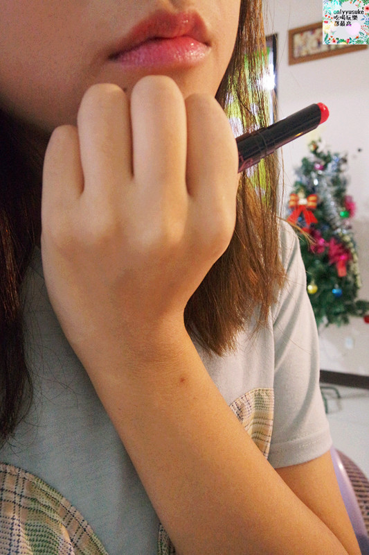 【雪芙蘭膠原蛋白豐潤護唇膏】兒時記憶品牌,護唇膏推薦,水潤ㄉㄨㄞ