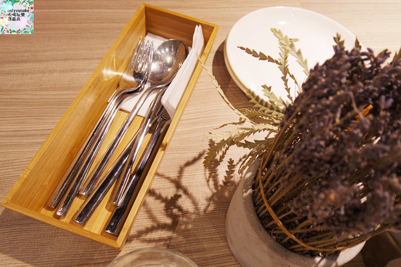 桃園火車站【Moi cafe桃園統領店】放鬆氛圍,美味輕食早午餐,義大利麵燉飯