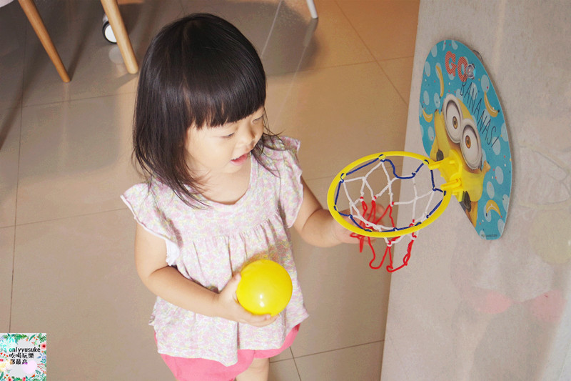 【 Minions神偷奶爸迷你籃球組】空污對抗,家裡也是籃球場,史酷迪STZONE