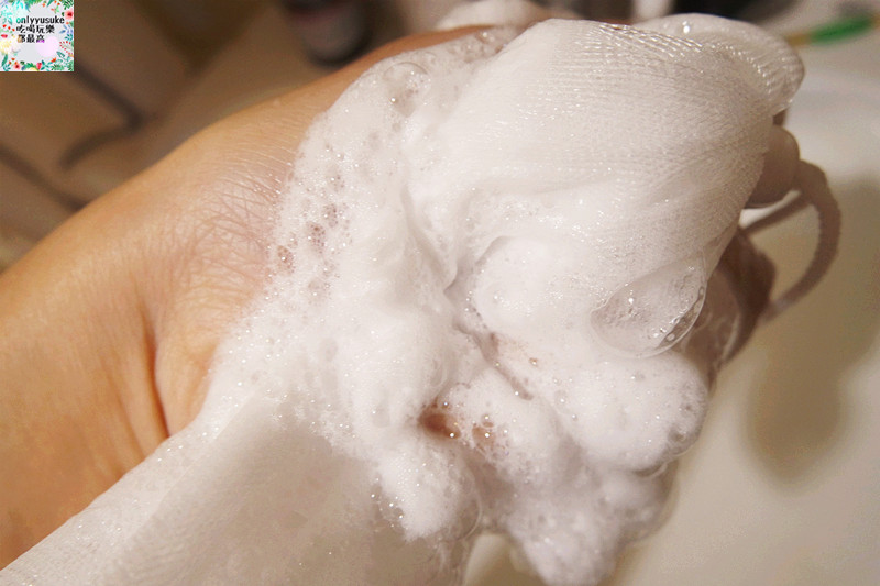 (保養分享)【WHITE VEIL淨白潔顏泥】日本高保濕潔顏,給你乾淨清爽放鬆的洗顏感受