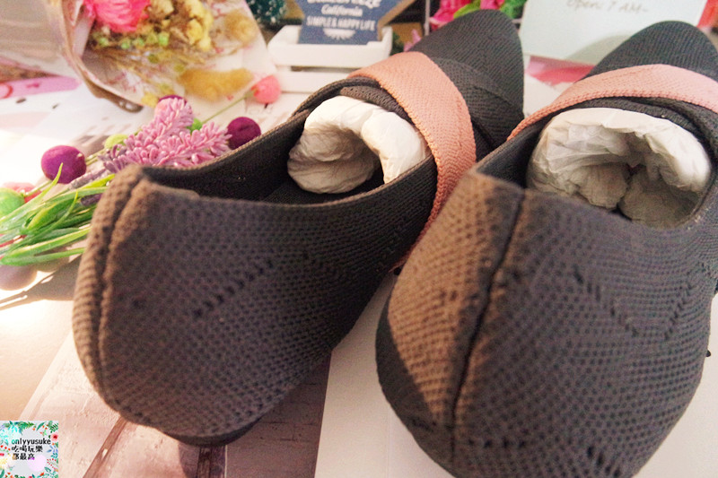 【inooknit交叉帶條樂福鞋】超特別數位針織,柔軟舒適透氣,搶眼拼色時尚