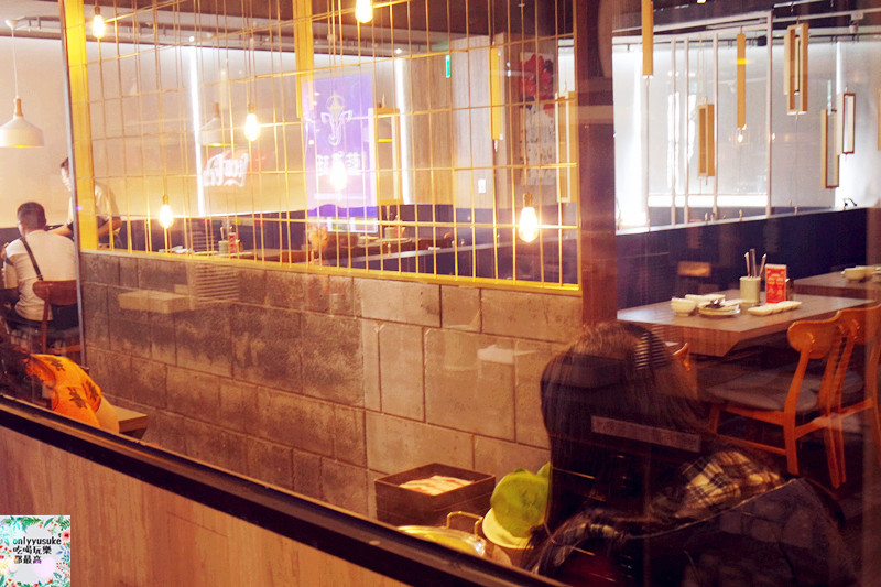 FoOd【藍象廷-中友店】來吃看看不一樣風味,有泰國皇室認證的火鍋,肉肉控必吃的泰式湯頭