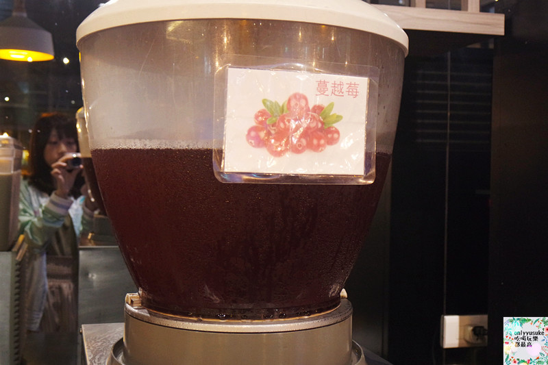 FoOd【藍象廷-中友店】來吃看看不一樣風味,有泰國皇室認證的火鍋,肉肉控必吃的泰式湯頭