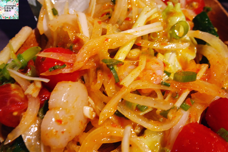 FoOd【藍象廷-中友店】來吃看看不一樣風味,有泰國皇室認證的火鍋,肉肉控必吃的泰式湯頭