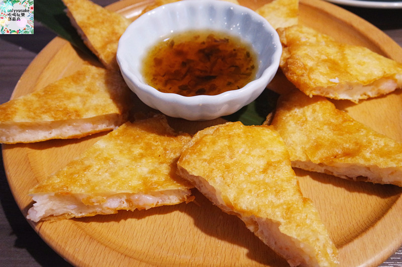 FoOd【藍象廷-中友店】來吃看看不一樣風味,有泰國皇室認證的火鍋,肉肉控必吃的泰式湯頭