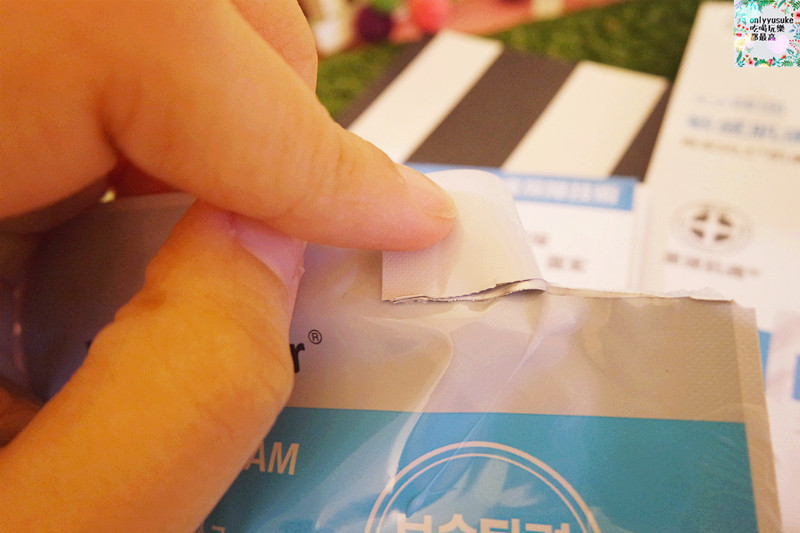 保養分享【沛麗膚屏護保濕抗皺胜肽乳霜面膜】超特別乳霜面膜,敷完就像抹完一罐乳霜的厚實潤澤