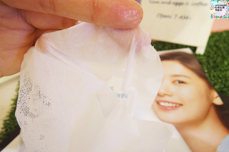 保養分享【沛麗膚屏護保濕抗皺胜肽乳霜面膜】超特別乳霜面膜,敷完就像抹完一罐乳霜的厚實潤澤