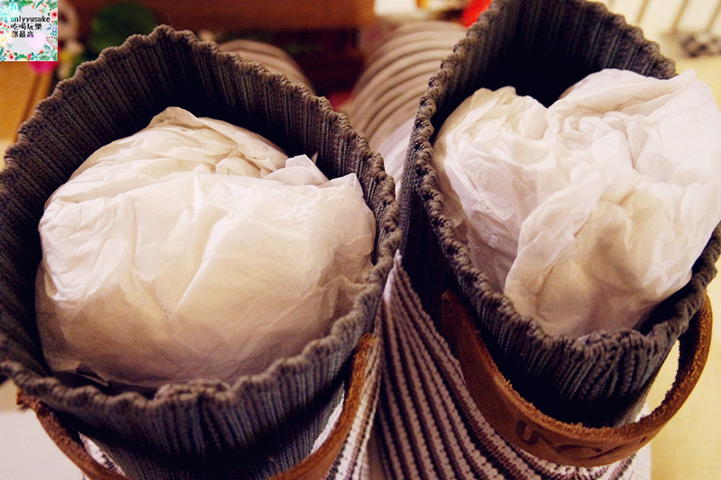 美鞋分享♥【inooknit】好喜歡他們家的地層線中筒襪鞋,輕鬆穿出自我流行感