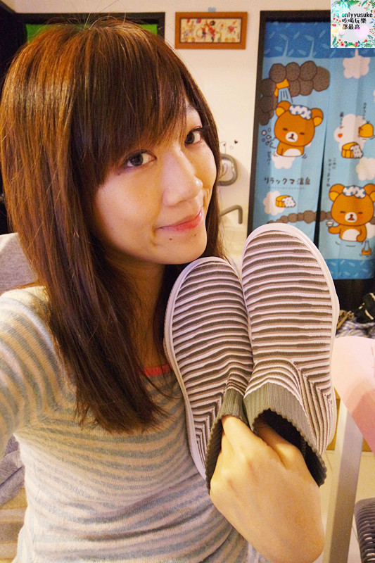 美鞋分享♥【inooknit】好喜歡他們家的地層線中筒襪鞋,輕鬆穿出自我流行感