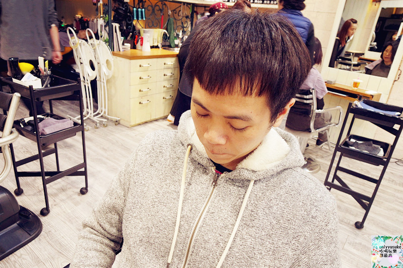 桃園蘆竹美髮【愛麗絲髮型設計】感覺很有溫度的溫馨髮廊,剪髮染燙,讓你輕鬆擁有客製化髮型