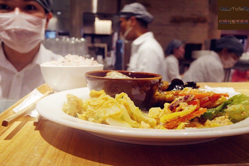 台北【Café&Meal MUJI】捷運市政府站,新型態飲食風,無印輕食感,自在氛圍