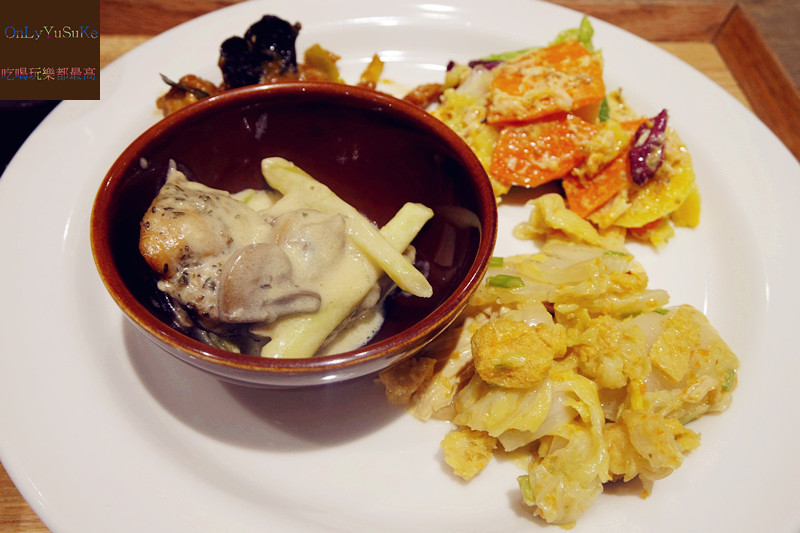 台北【Café&Meal MUJI】捷運市政府站,新型態飲食風,無印輕食感,自在氛圍