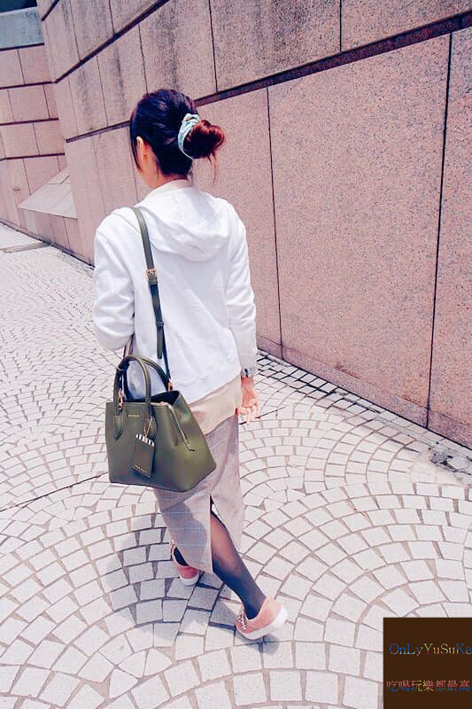 【ROBINMAY艾蜜佳人手提包】休閒淑女皆好搭的質感包,超美硬挺包推薦