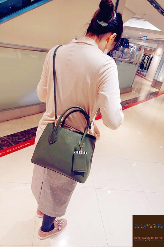 【ROBINMAY艾蜜佳人手提包】休閒淑女皆好搭的質感包,超美硬挺包推薦