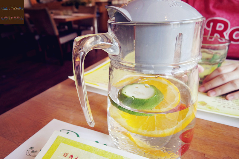 台北【蒔蘿香草蔬食天母店 】素食也有不同風貌,多樣化蔬食餐