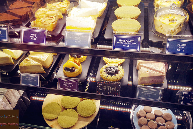 FoOd台北【藍白小鎮天母店】超多甜點選擇,鹹食也好好吃,咖啡館也有冰淇淋