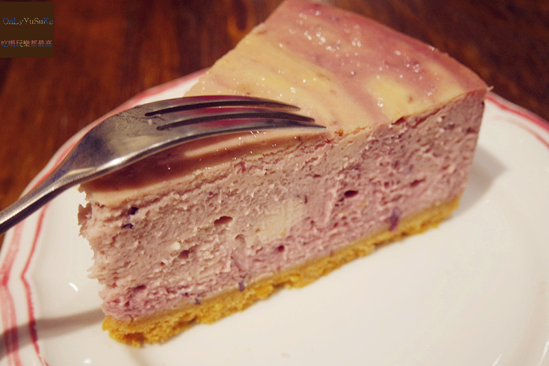 FoOd台北【藍白小鎮天母店】超多甜點選擇,鹹食也好好吃,咖啡館也有冰淇淋