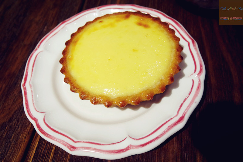 FoOd台北【藍白小鎮天母店】超多甜點選擇,鹹食也好好吃,咖啡館也有冰淇淋