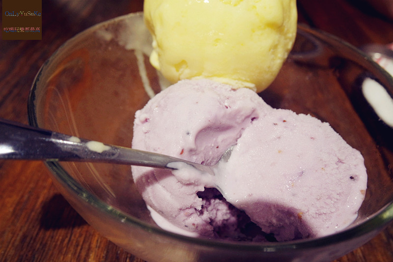 FoOd台北【藍白小鎮天母店】超多甜點選擇,鹹食也好好吃,咖啡館也有冰淇淋