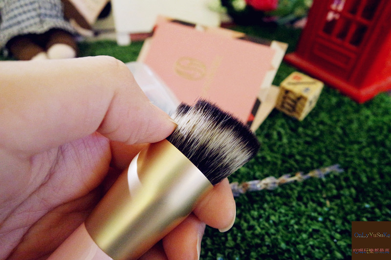 【LSY林三益雙斜面粉底刷】斜角粉底刷省粉底量,快速上妝能修容的神器