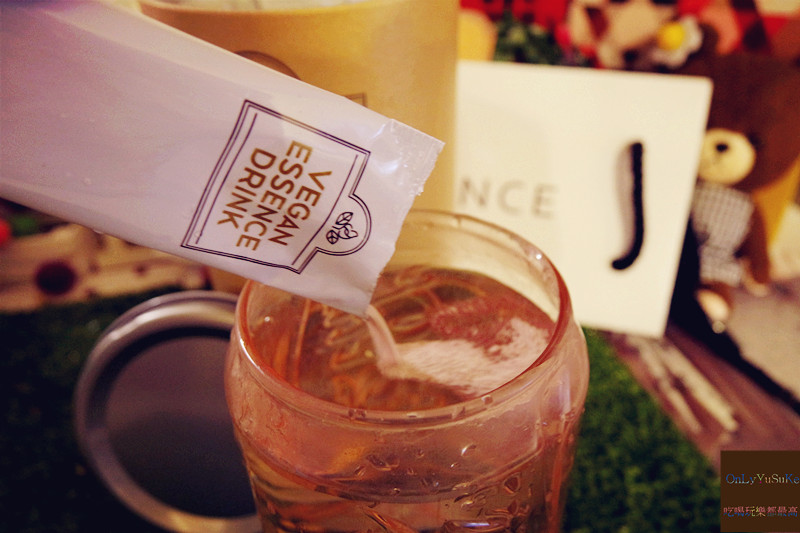 (保養分享)【臻美妍植物膠原蛋白】好吃香甜藍莓風味,ㄉㄨㄞㄉㄨㄞ素顏肌就靠它