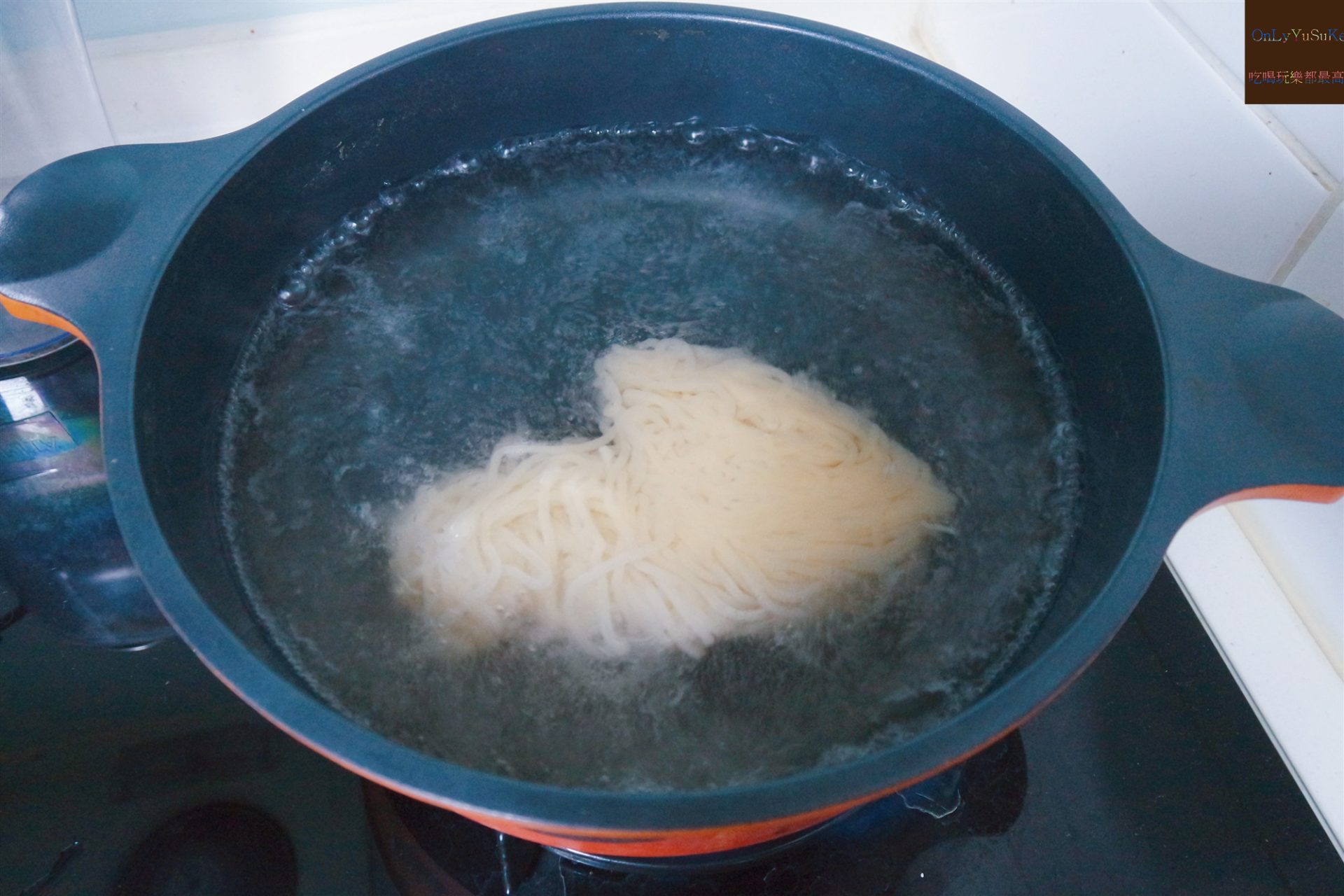 【MAMIYAMI】香Q嚼勁食感EXCUSE麵,50秒上桌潮流感縮時煮法麵品牌