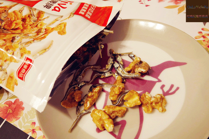 【萬歲牌核桃小魚】核桃小魚雙重營養好吃 ,一口接一口鹹甜豐富滋味停不下來