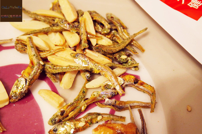 【萬歲牌核桃小魚】核桃小魚雙重營養好吃 ,一口接一口鹹甜豐富滋味停不下來