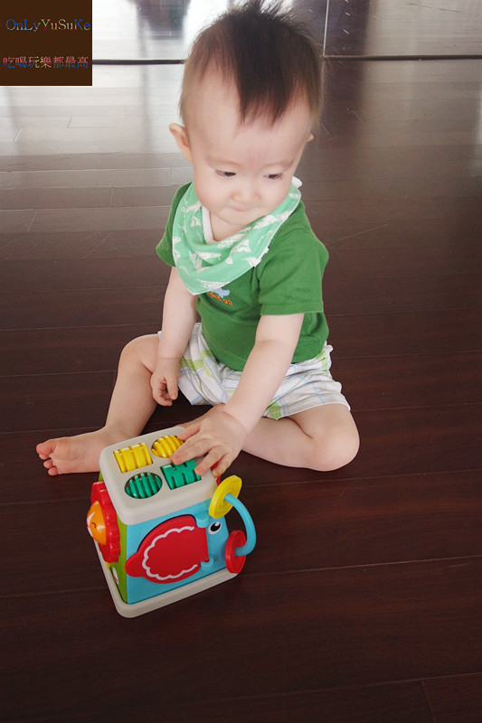 讓孩子盡情探索的費雪益智玩具∣輕便遊戲學習盒∣一次五種遊戲，玩到停不下來！