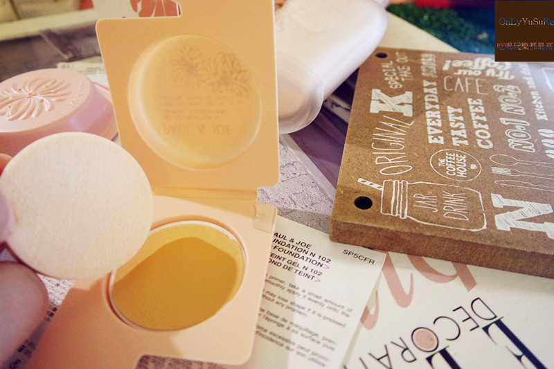 【PAUL &JOE 糖瓷絲潤隔離乳 S SPF15 PA+】閃耀光澤,透亮美肌的小香檳