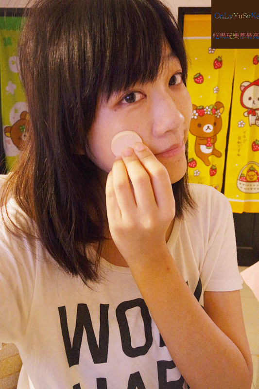 【PAUL &JOE 糖瓷絲潤隔離乳 S SPF15 PA+】閃耀光澤,透亮美肌的小香檳