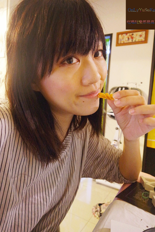 【可樂果烤香腸】陪伴長大零食品牌再推出驚奇新口味,平民小吃融合零食