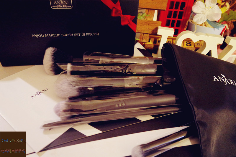 美妝分享【Anjou刷具組】打亮臉部底妝,眼妝,唇妝,彩妝刷具分享