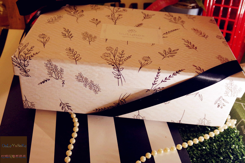 【Butybox體驗盒】2019-10月號,這個月美妝保養集合,超愛絲絨眼影棒