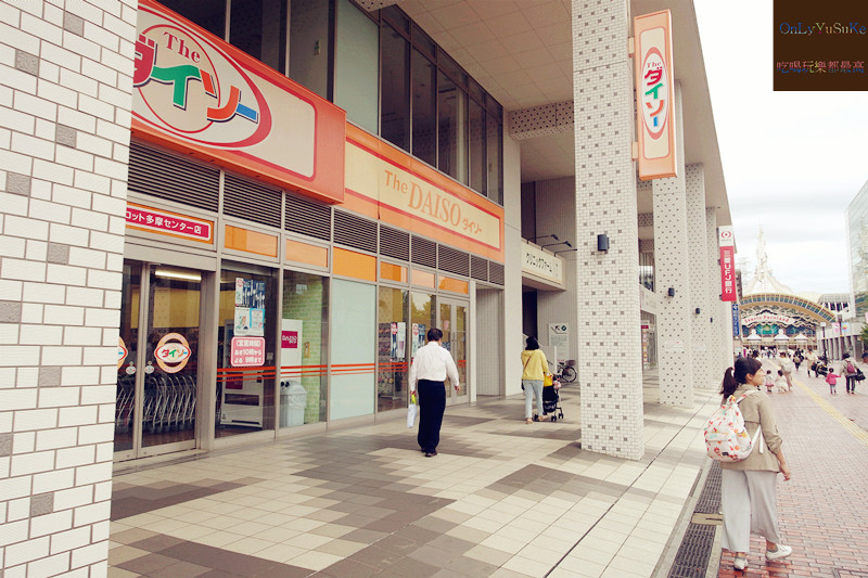 國外旅遊-【東京三麗鷗彩虹樂園】讓大人也玩到走不出來,蛋黃哥大機台互動實在好有趣