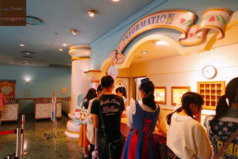 國外旅遊-【東京三麗鷗彩虹樂園】讓大人也玩到走不出來,蛋黃哥大機台互動實在好有趣