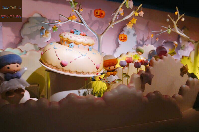 國外旅遊-【東京三麗鷗彩虹樂園】讓大人也玩到走不出來,蛋黃哥大機台互動實在好有趣