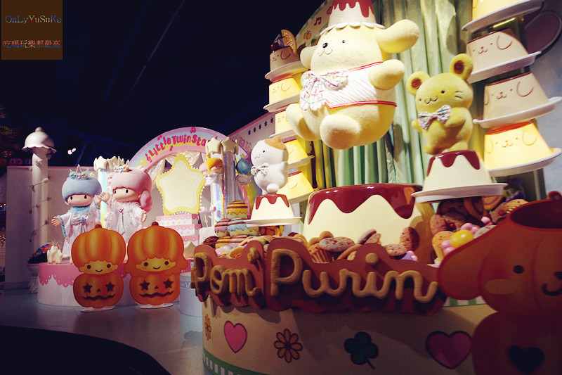 國外旅遊-【東京三麗鷗彩虹樂園】讓大人也玩到走不出來,蛋黃哥大機台互動實在好有趣