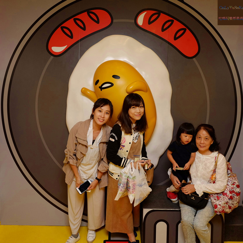 國外旅遊-【東京三麗鷗彩虹樂園】讓大人也玩到走不出來,蛋黃哥大機台互動實在好有趣