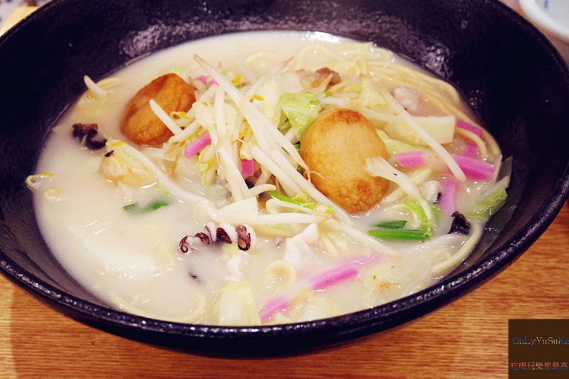 國外旅遊-【東京三麗鷗彩虹樂園】讓大人也玩到走不出來,蛋黃哥大機台互動實在好有趣