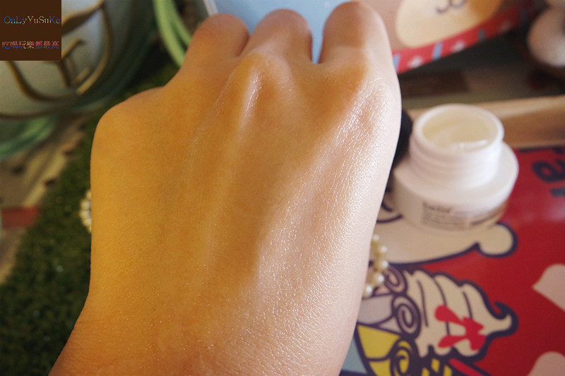 (保養分享)【Butybox體驗盒12月】迎接聖誕月,實用彩妝保養共度幸福滿滿的月