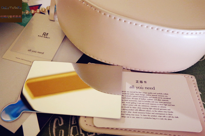 【ROBINMAY波浪旋律】輕巧如口袋餅乾般的薄身有型,超可愛波浪設計小包